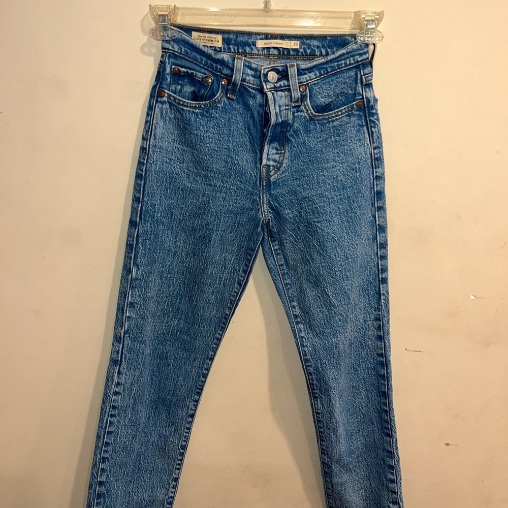 Levi's Blue wedgie Straight Leg Women's Jeans